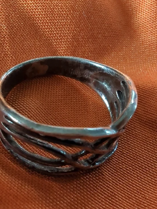 Sterling Silver Openwork Wave Band Ring - Silver - Picture 4 of 4